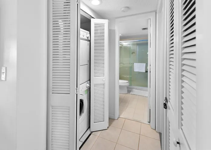 Ocean Vista 403E La Brisa