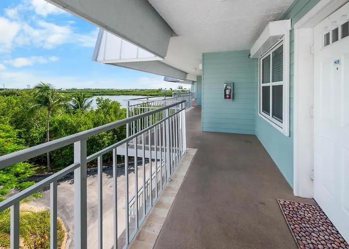Ocean Vista 403E La Brisa